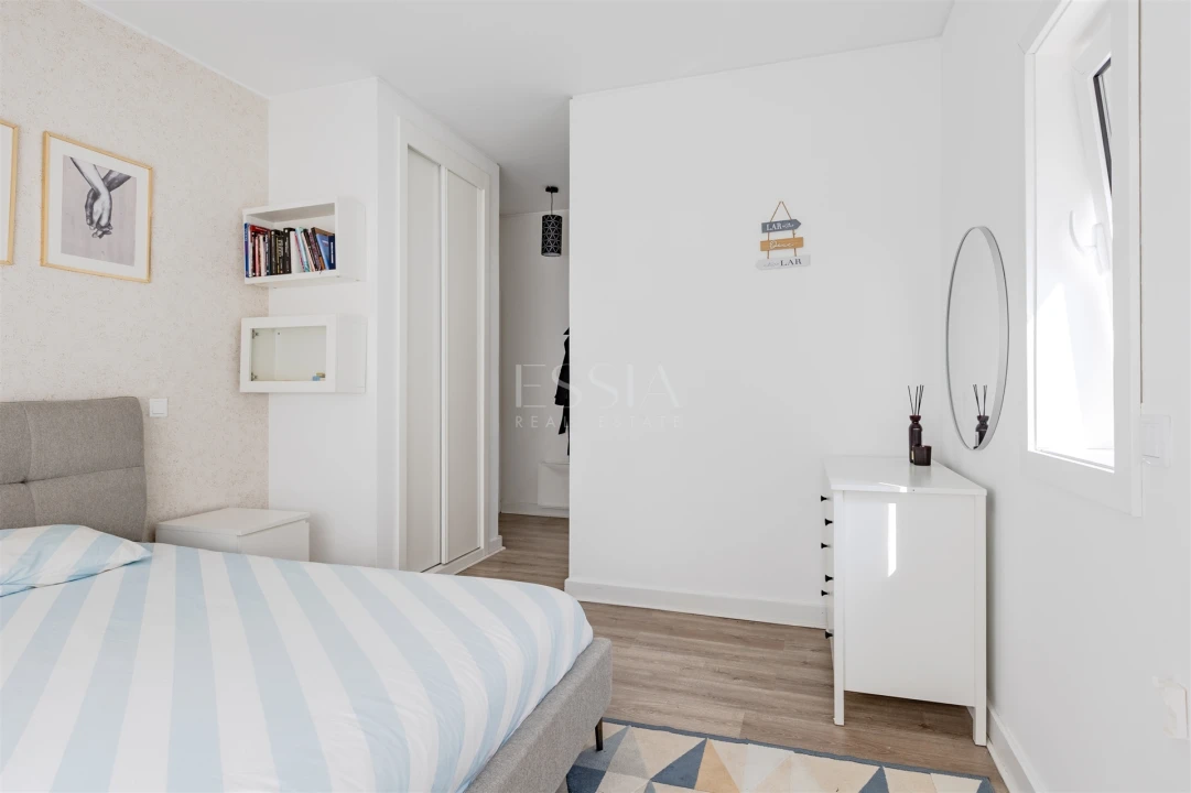 Moradia T4 para Venda em Aguas Santas Foto 33