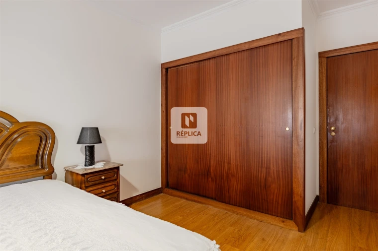 Apartamento T1 para Arrendamento em Santa Marinha e São Pedro da Afurada Foto 12