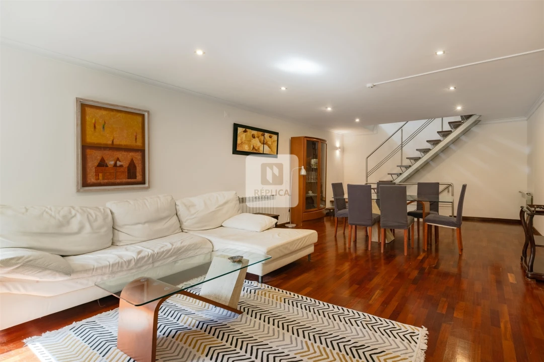 Moradia T3 para Arrendamento em Cedofeita, Santo Ildefonso, Sé, Miragaia, São Nicolau e Vitória Foto 5