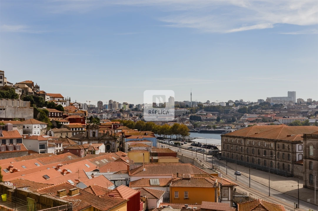 Moradia T3 para Arrendamento em Cedofeita, Santo Ildefonso, Sé, Miragaia, São Nicolau e Vitória Foto 2