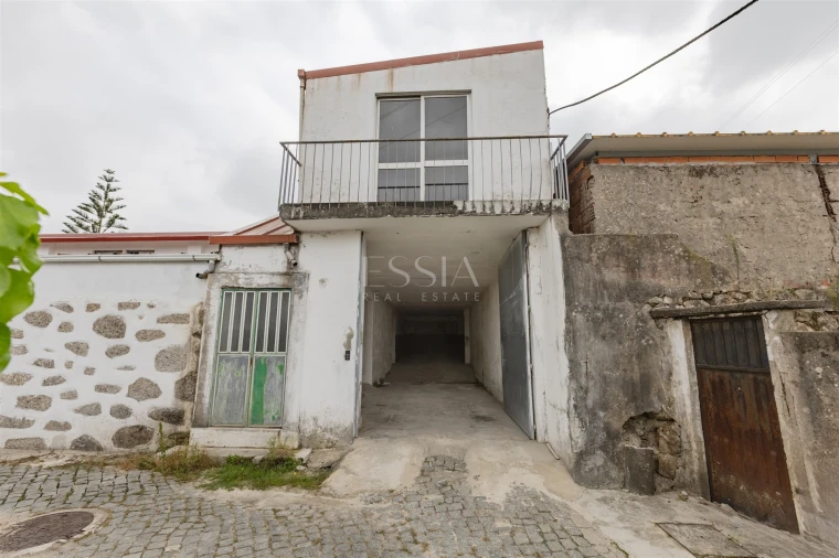 Armazém para Venda em Oliveira do Douro Foto 21