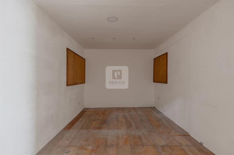 Armazém para Venda em Oliveira do Douro Foto 6