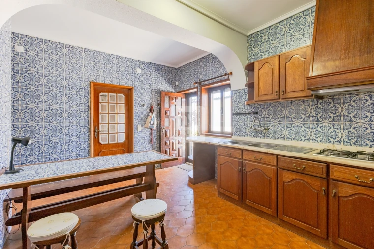 Moradia T9 para Venda em São Felix da Marinha Foto 7