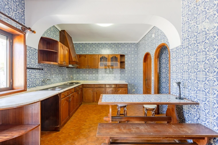 Moradia T9 para Venda em São Felix da Marinha Foto 4