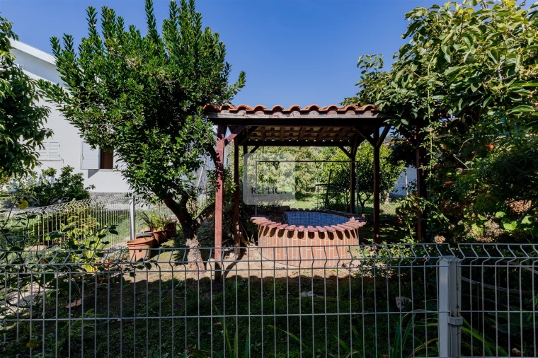 Moradia T9 para Venda em São Felix da Marinha Foto 43