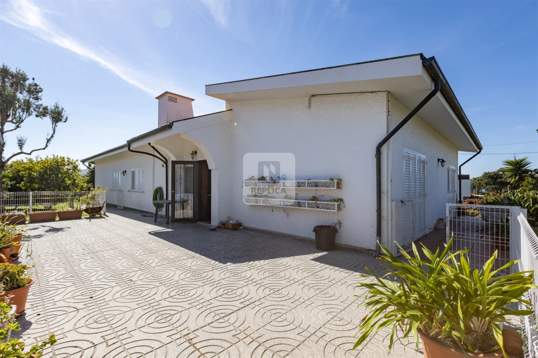 Moradia T9 para Venda em São Felix da Marinha Foto 36