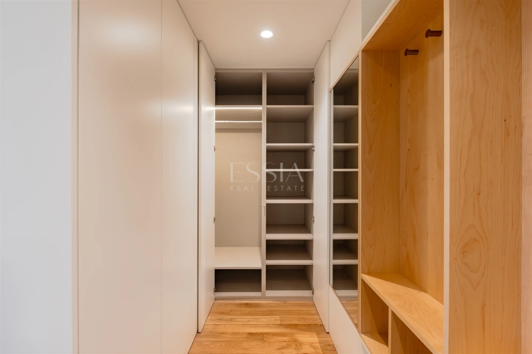 Apartamento T3 para Venda em Lordelo do Ouro e Massarelos Foto 11