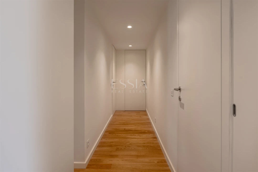 Apartamento T3 para Venda em Lordelo do Ouro e Massarelos Foto 12