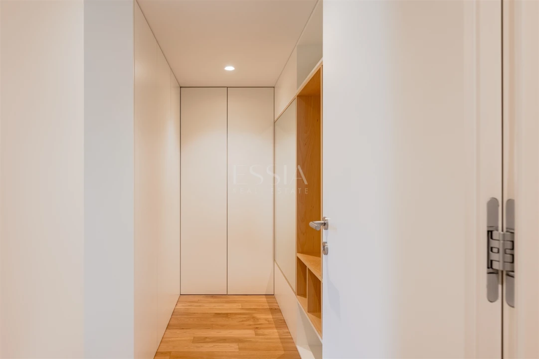 Apartamento T3 para Venda em Lordelo do Ouro e Massarelos Foto 6