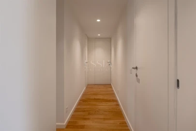 Apartamento T3 para Venda em Lordelo do Ouro e Massarelos