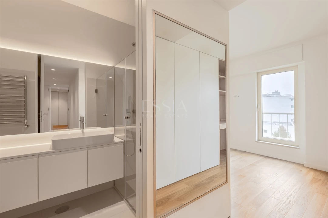 Apartamento T3 para Venda em Lordelo do Ouro e Massarelos Foto 16