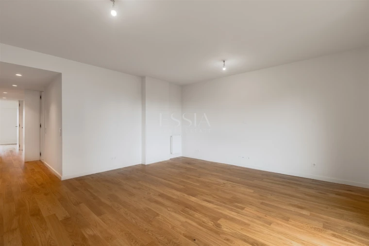 Apartamento T3 para Venda em Lordelo do Ouro e Massarelos Foto 39
