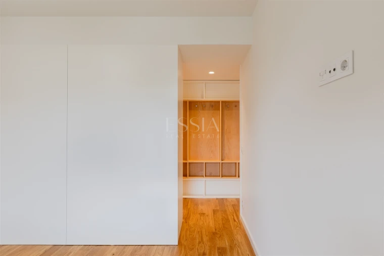 Apartamento T3 para Venda em Lordelo do Ouro e Massarelos Foto 7
