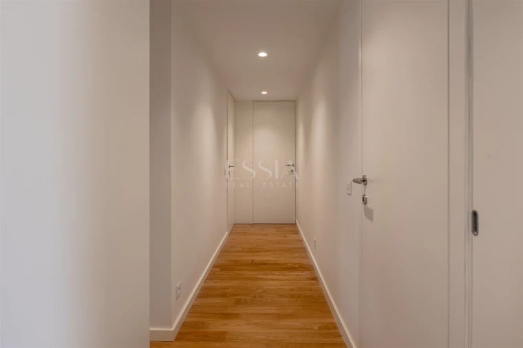 Apartamento T3 para Venda em Lordelo do Ouro e Massarelos Foto 12