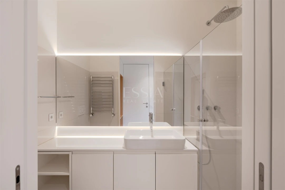 Apartamento T3 para Venda em Lordelo do Ouro e Massarelos Foto 18