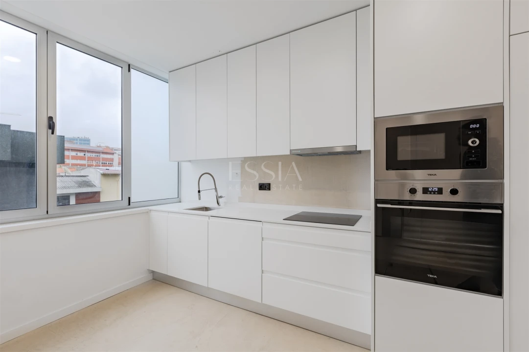 Apartamento T4 para Venda em Cedofeita, Santo Ildefonso, Sé, Miragaia, São Nicolau e Vitória Foto 6