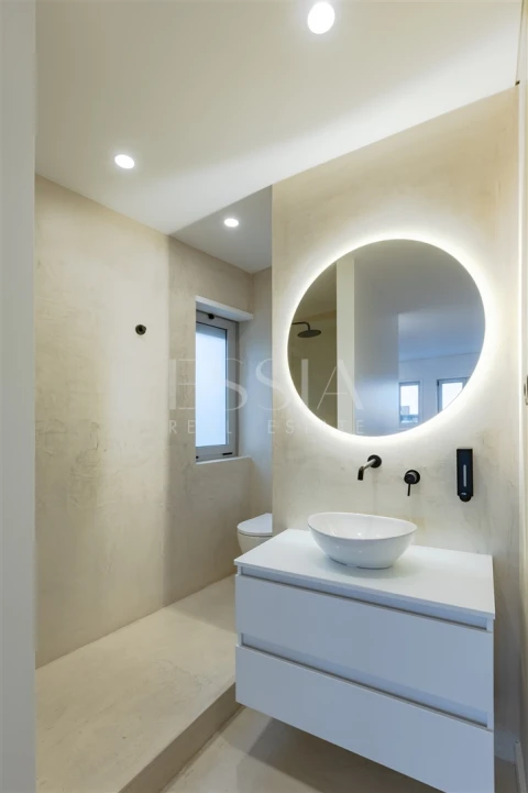 Apartamento T4 para Venda em Cedofeita, Santo Ildefonso, Sé, Miragaia, São Nicolau e Vitória