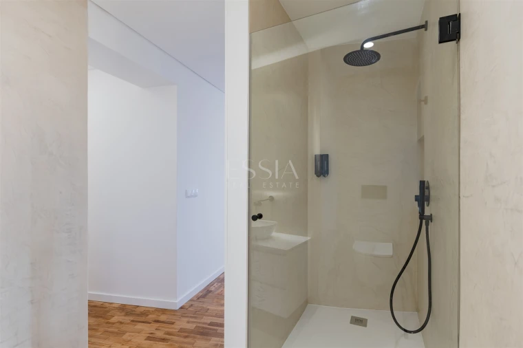 Apartamento T4 para Venda em Cedofeita, Santo Ildefonso, Sé, Miragaia, São Nicolau e Vitória Foto 13