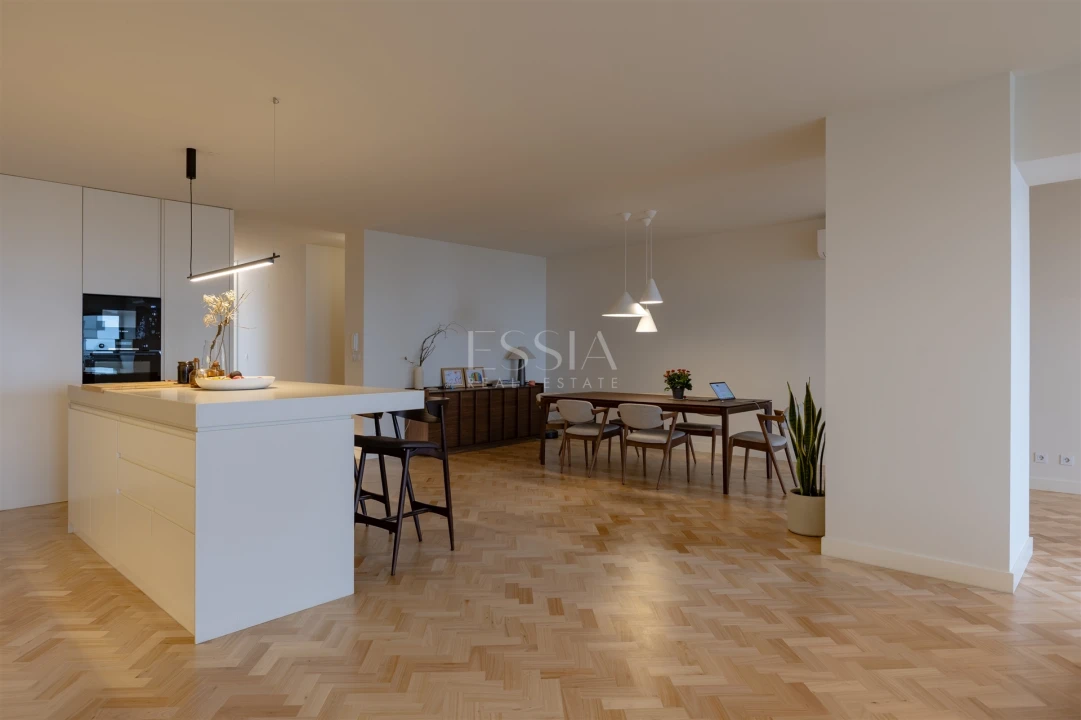Apartamento T4 para Venda em Cedofeita, Santo Ildefonso, Sé, Miragaia, São Nicolau e Vitória Foto 12