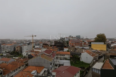 Apartamento T4 para Venda em Cedofeita, Santo Ildefonso, Sé, Miragaia, São Nicolau e Vitória