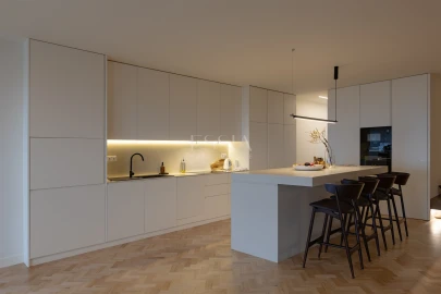 Apartamento T4 para Venda em Cedofeita, Santo Ildefonso, Sé, Miragaia, São Nicolau e Vitória