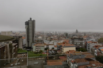 Apartamento T4 para Venda em Cedofeita, Santo Ildefonso, Sé, Miragaia, São Nicolau e Vitória
