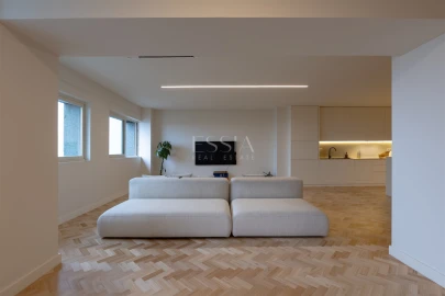 Apartamento T4 para Venda em Cedofeita, Santo Ildefonso, Sé, Miragaia, São Nicolau e Vitória