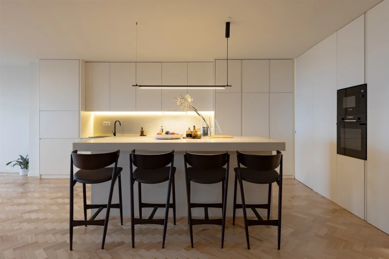 Apartamento T4 para Venda em Cedofeita, Santo Ildefonso, Sé, Miragaia, São Nicolau e Vitória Foto 5