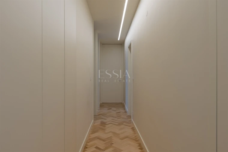 Apartamento T4 para Venda em Cedofeita, Santo Ildefonso, Sé, Miragaia, São Nicolau e Vitória Foto 16