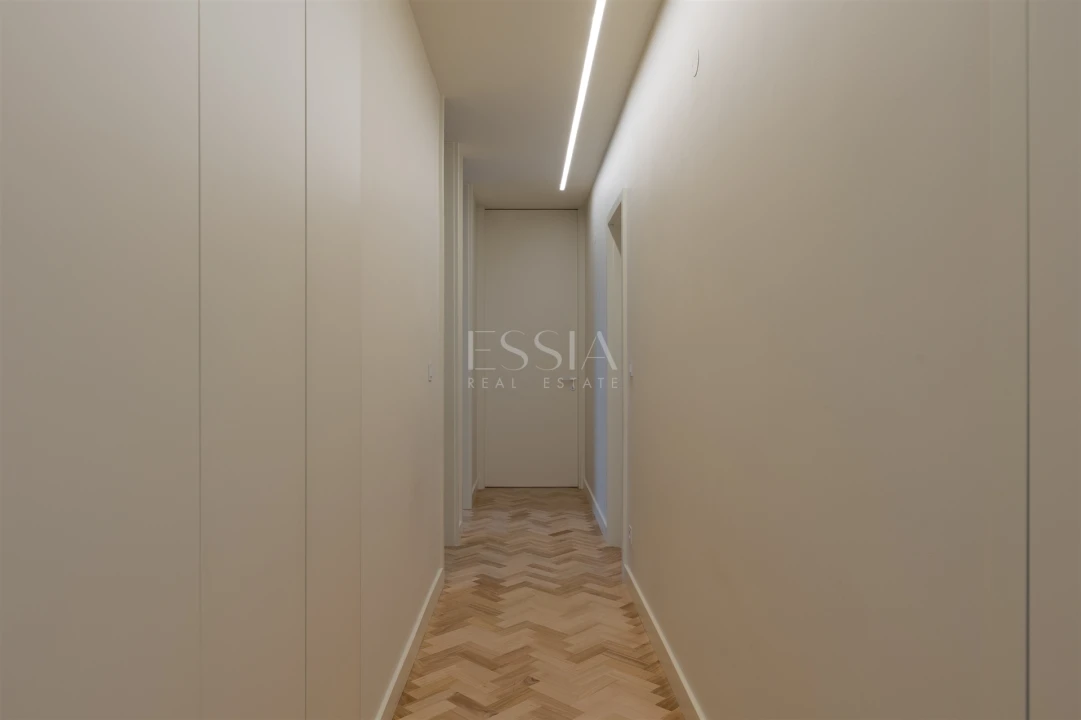 Apartamento T4 para Venda em Cedofeita, Santo Ildefonso, Sé, Miragaia, São Nicolau e Vitória Foto 16
