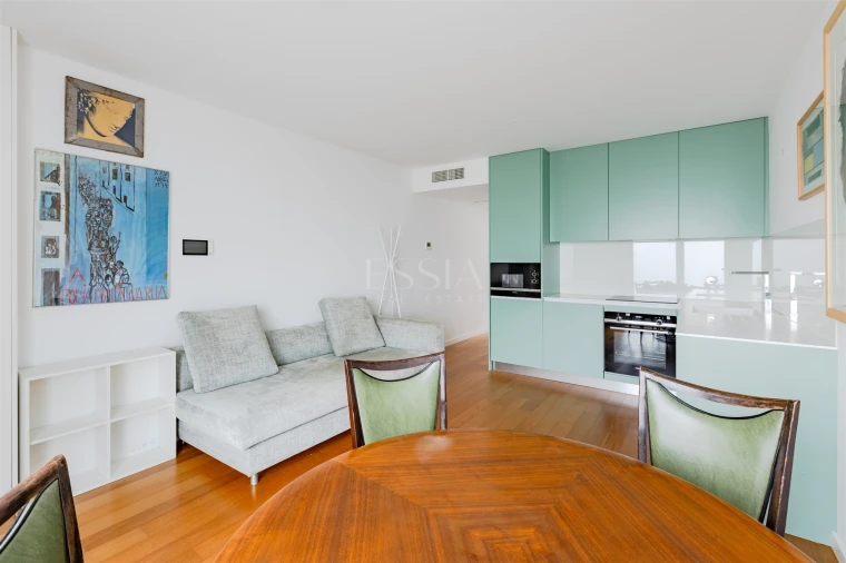 Apartamento T1 para Arrendamento em Aldoar, Foz do Douro e Nevogilde Foto 6