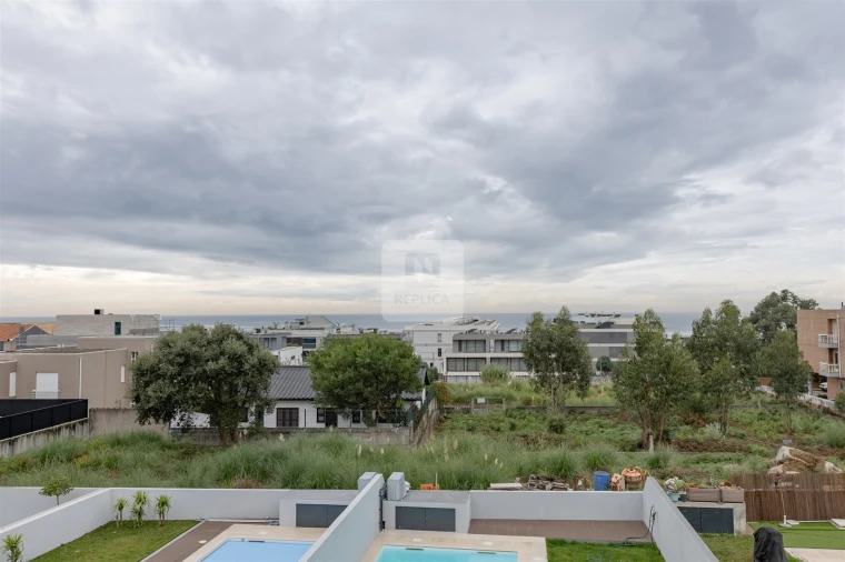 Moradia T4 para Venda em Canidelo Foto 28