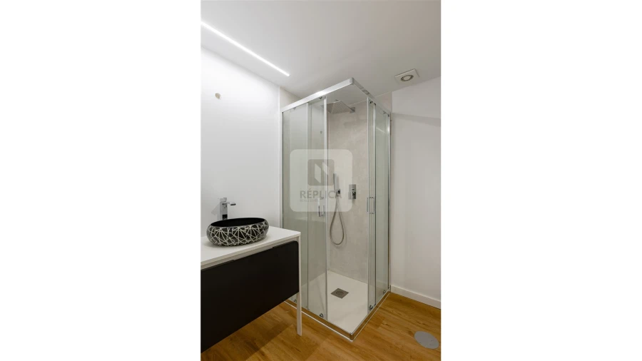 Moradia T4 para Venda em Canidelo Foto 49