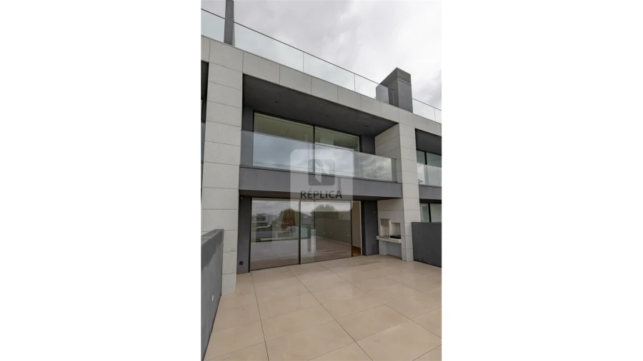 Moradia T4 para Venda em Canidelo Foto 7