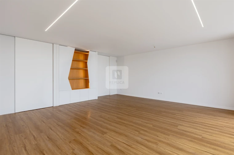 Moradia T4 para Venda em Canidelo Foto 11