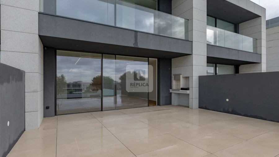 Moradia T4 para Venda em Canidelo Foto 6