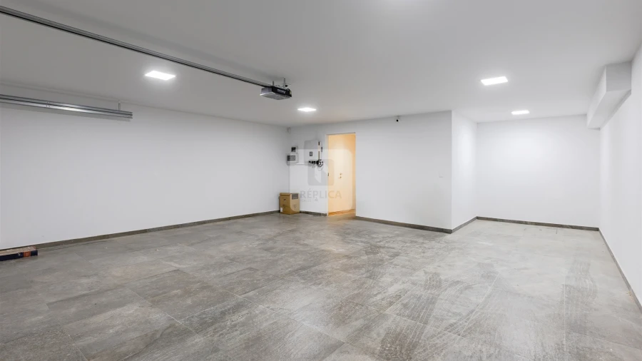 Moradia T4 para Venda em Canidelo Foto 51