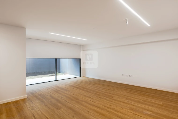 Moradia T4 para Venda em Canidelo Foto 46