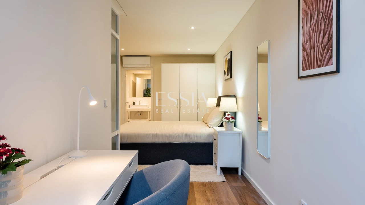 Apartamento T1 para Venda em Cedofeita, Santo Ildefonso, Sé, Miragaia, São Nicolau e Vitória Foto 8