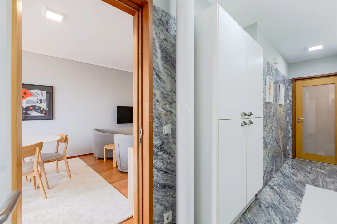 Apartamento T2 para Arrendamento em Aldoar, Foz do Douro e Nevogilde Foto 12