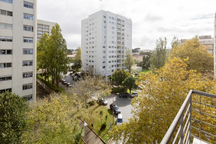 Apartamento T2 para Arrendamento em Aldoar, Foz do Douro e Nevogilde Foto 8