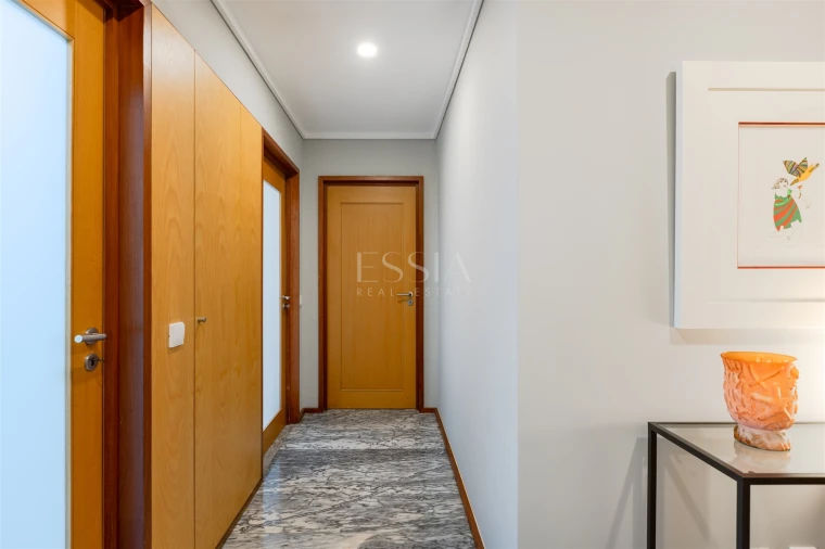 Apartamento T2 para Arrendamento em Aldoar, Foz do Douro e Nevogilde Foto 18