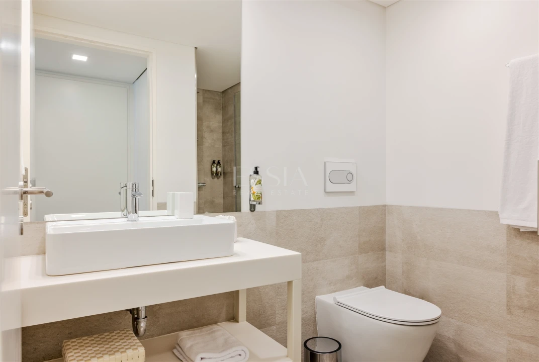 Apartamento T0 para Venda em Santa Marinha e São Pedro da Afurada Foto 19
