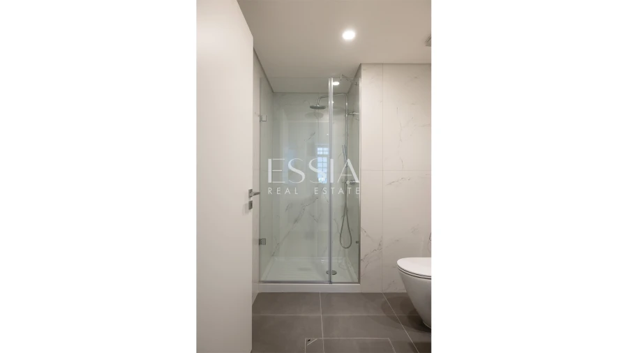 Apartamento T1 para Venda em Cedofeita, Santo Ildefonso, Sé, Miragaia, São Nicolau e Vitória Foto 17