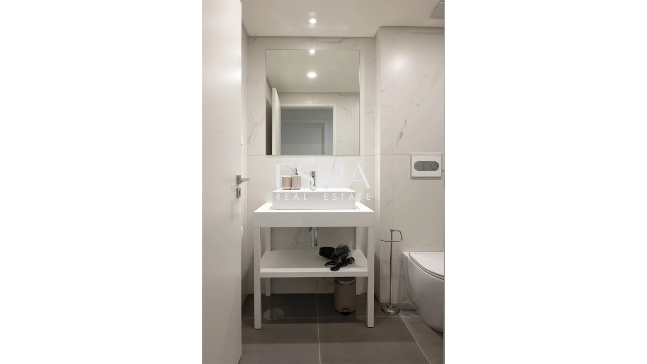 Apartamento T2 para Venda em Cedofeita, Santo Ildefonso, Sé, Miragaia, São Nicolau e Vitória Foto 14