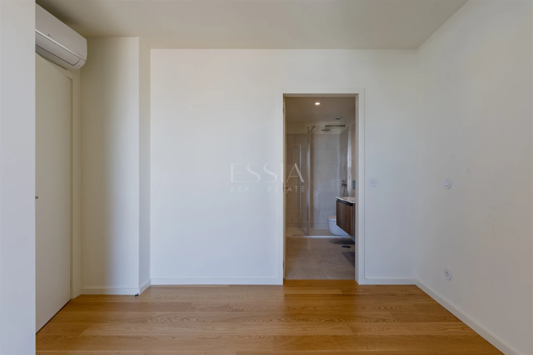 Apartamento T2 para Arrendamento em Canidelo Foto 15