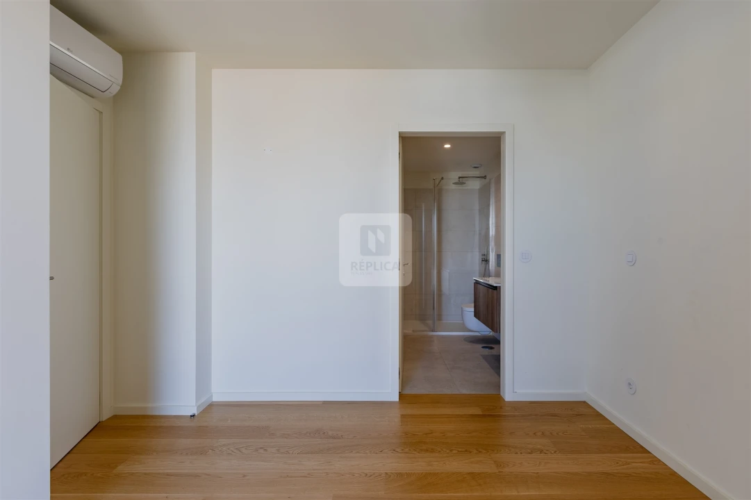 Apartamento T2 para Arrendamento em Canidelo Foto 11