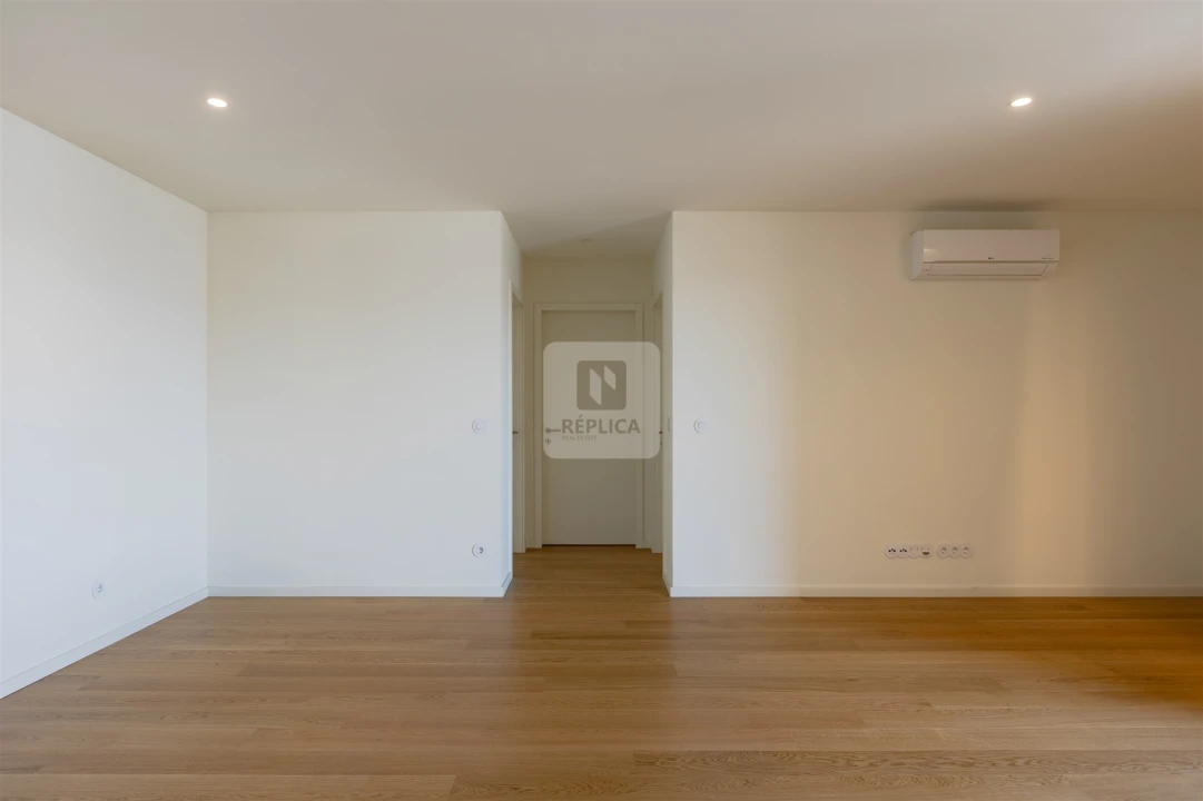 Apartamento T2 para Arrendamento em Canidelo Foto 9