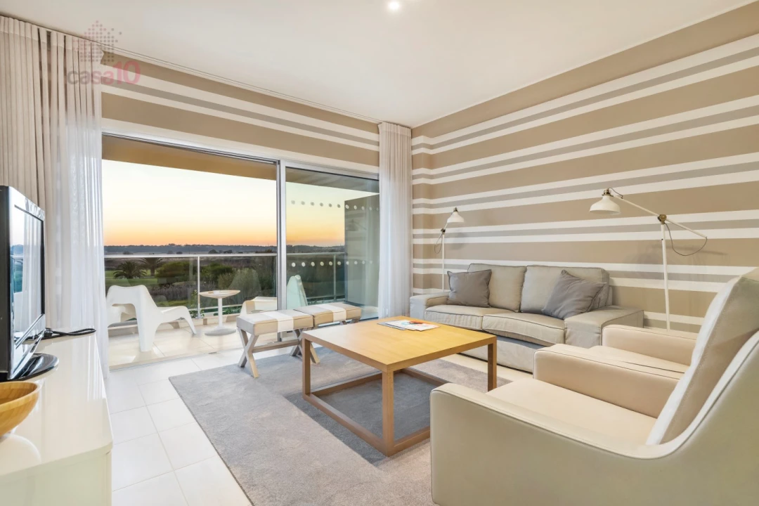 Apartamento T2 para Venda em Quarteira Foto 9