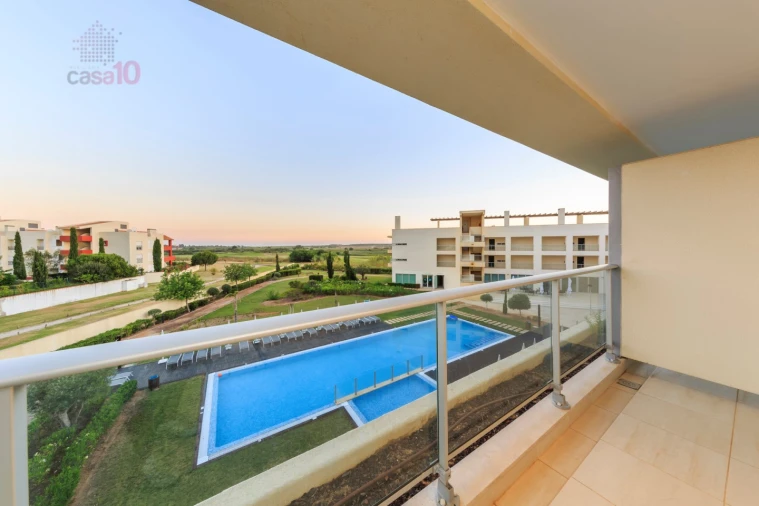 Apartamento T2 para Venda em Quarteira Foto 40